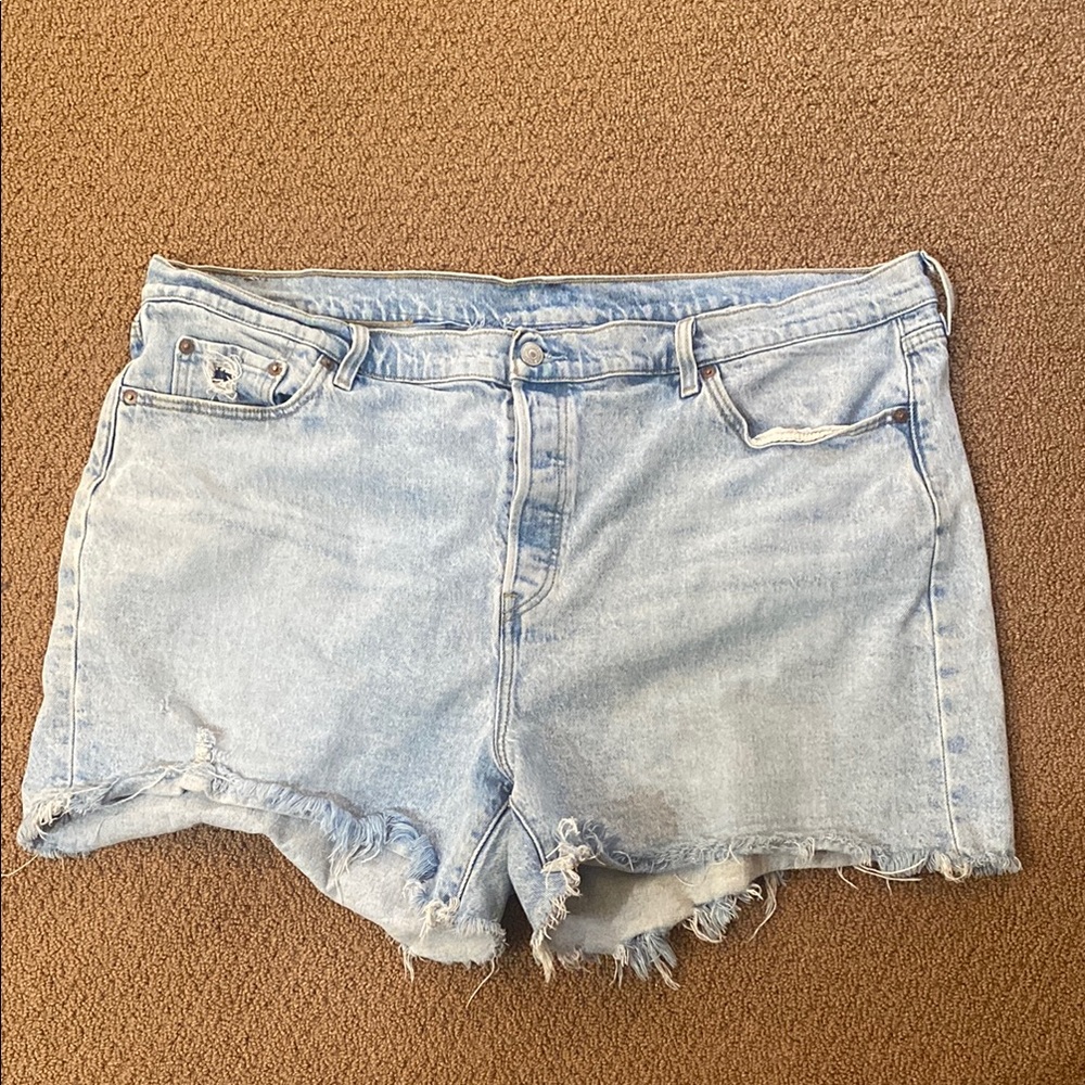 501 Levi’s Denim Shorts